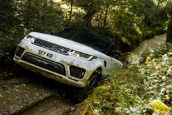 First plug-in Land Rover tops 100mpg