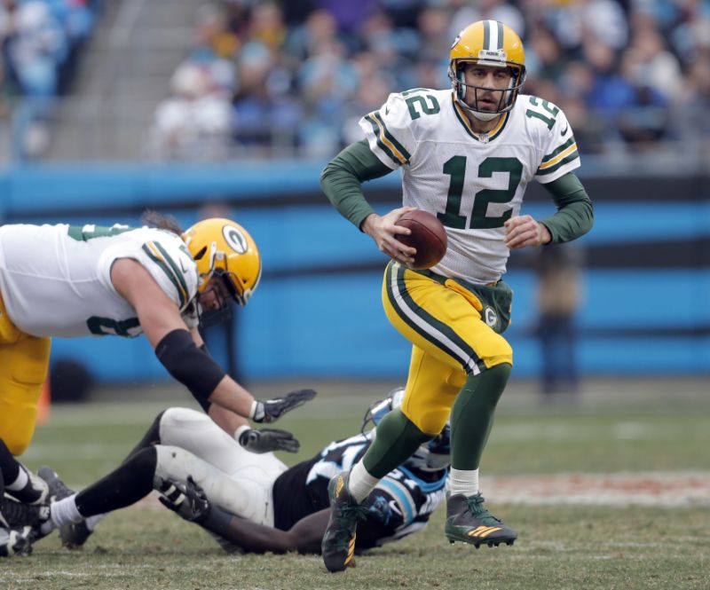 Panthers hold off Packers, spoil Aaron Rodgers' return